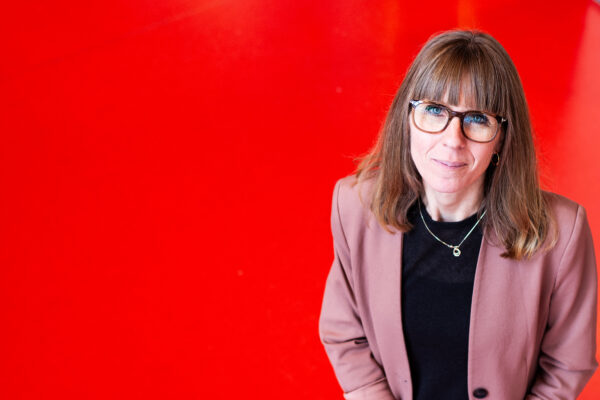 En af Menighedsfakultetets undervisere har rundet et skarpt hjørne: adjunkt, ph.d. Anja Smedstrup Christensen fylder i dag, mandag den 24. august, 50 år.